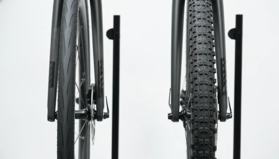 Tire width comparison between narrow road bike tires and wide gravel bike tires
